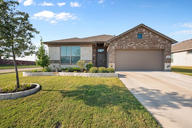 view of front facade featuring a garage and a front lawn