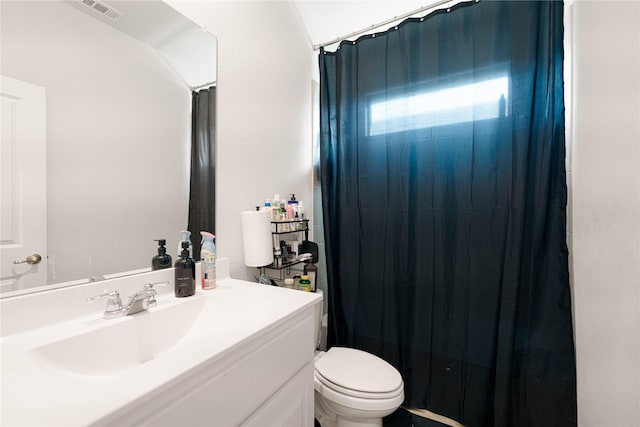 1020 Nicole Way, Fort Worth, TX 76028 - bathroom with double vanity, a sink, and a bathing tub