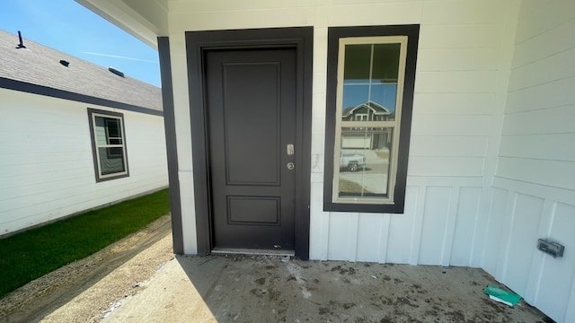 view of doorway to property