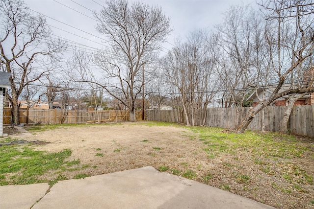 view of yard with a patio area