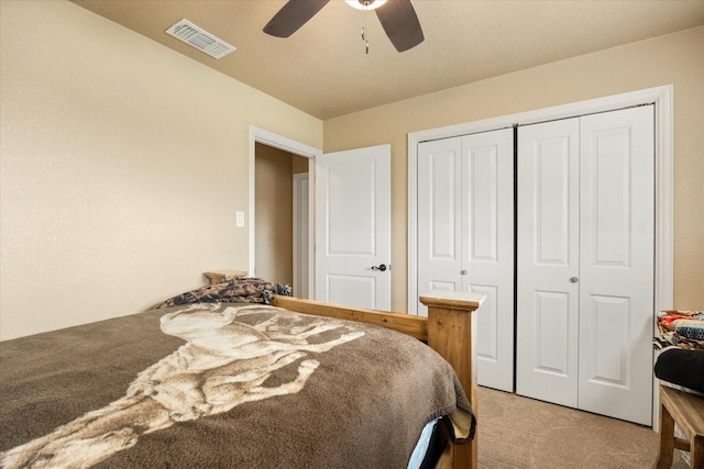 2720 N US-377, Stephenville, TX 76401 - bedroom with light carpet, a closet, ceiling fan, and visible vents