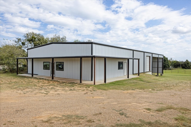 view of outdoor structure