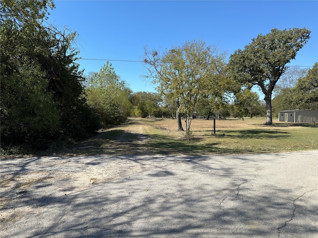 Listing photo 3 for 106 N Edward, Quinlan TX 75474