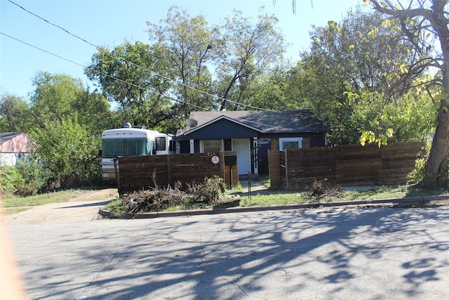 view of front of house