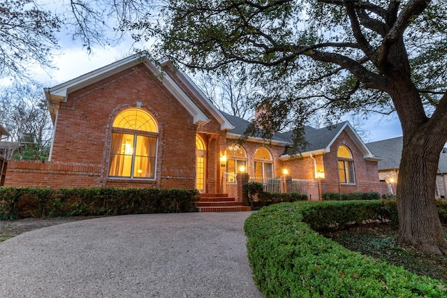 view of front of property