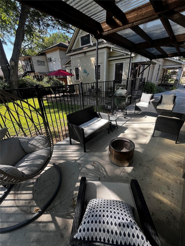 view of patio with outdoor lounge area