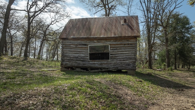 view of outdoor structure