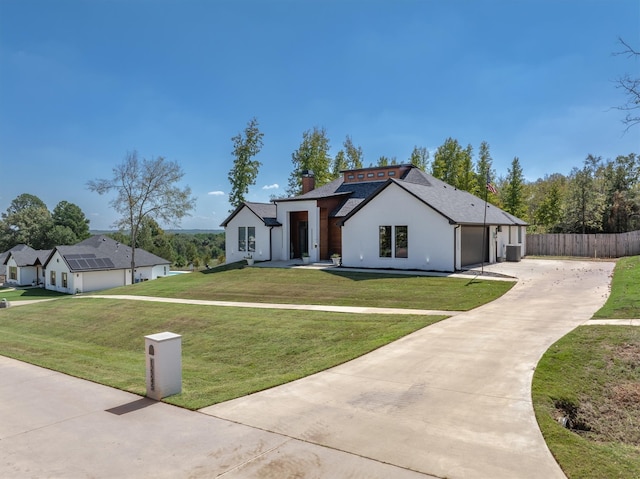 view of front of house with a front lawn