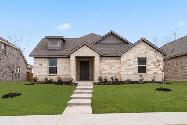 view of front of house with a front lawn