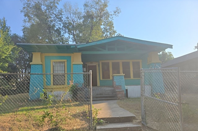 view of front of house featuring covered porch