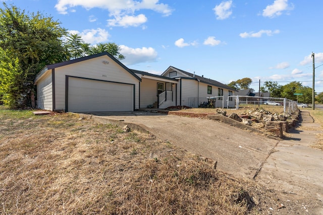 view of front of house featuring a garage