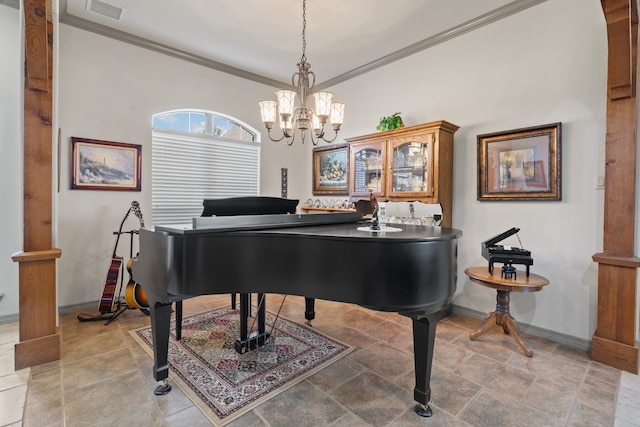 misc room featuring a notable chandelier and crown molding