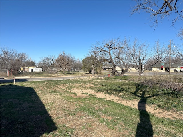 Listing photo 3 for 2157 Lillius St, Abilene TX 79603