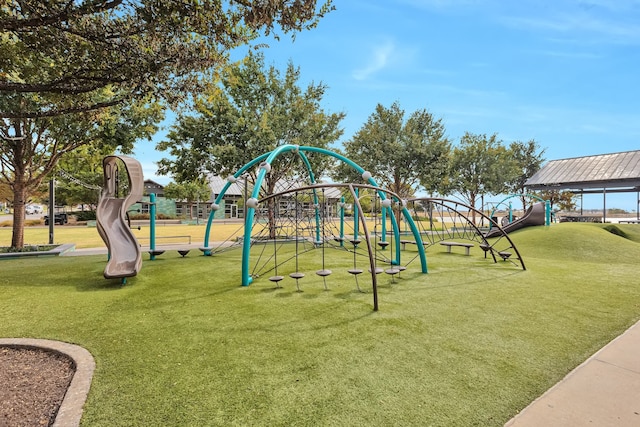 view of jungle gym featuring a yard