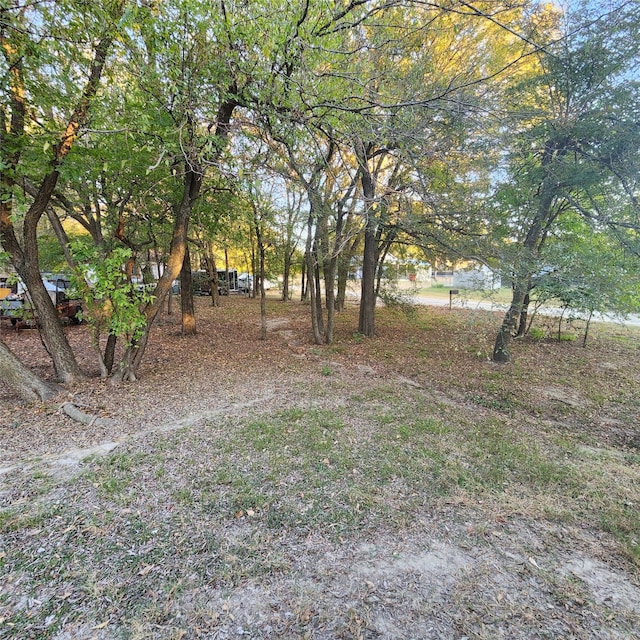 Listing photo 2 for 212 W Ln, West Tawakoni TX 75474