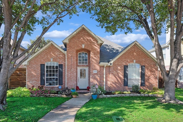 front of property with a front yard