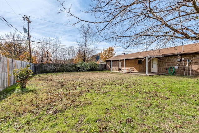 view of yard with a patio