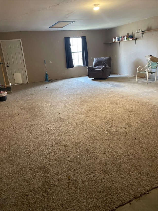 unfurnished room featuring carpet flooring