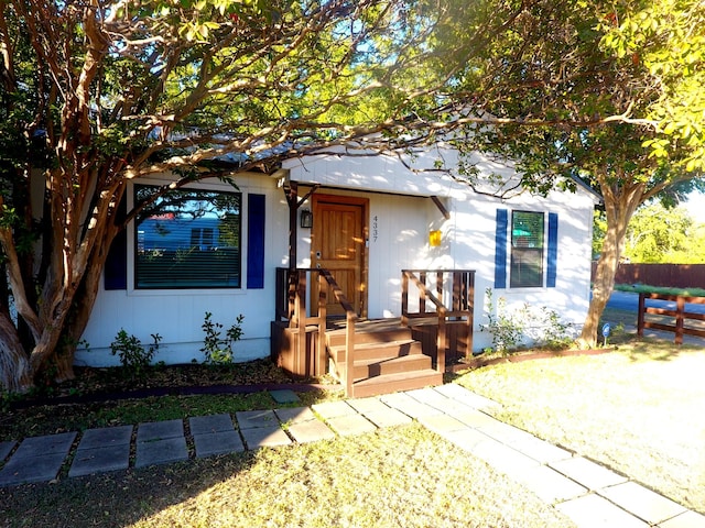 view of front of home