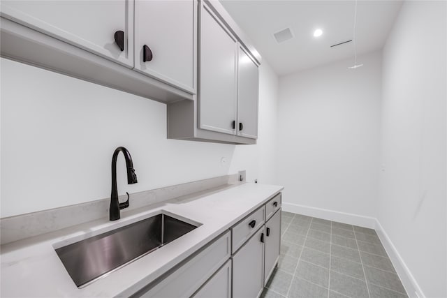 kitchen featuring sink