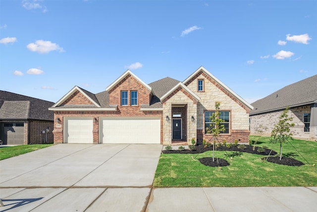 view of front of property with a front lawn