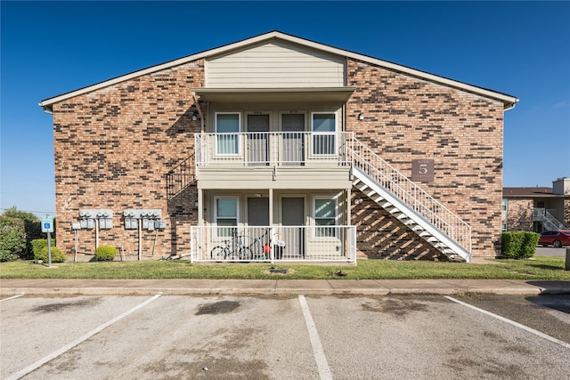 exterior space featuring a porch