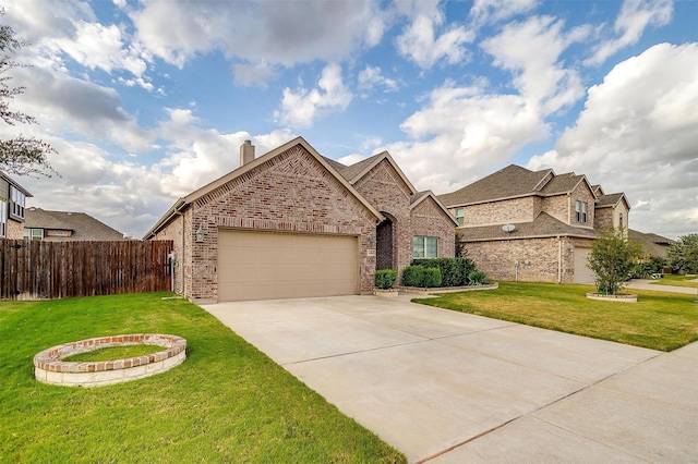 view of front of house featuring a front yard