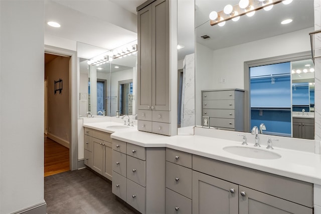 bathroom with vanity