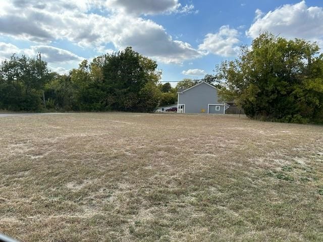 Listing photo 3 for TBD Highway 11 E, Tom Bean TX 75491