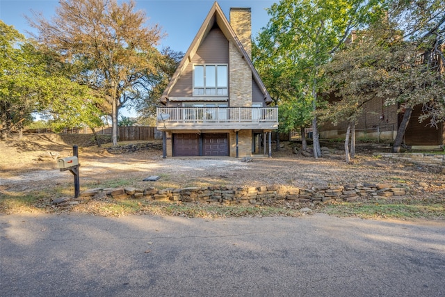 view of front of house featuring a garage