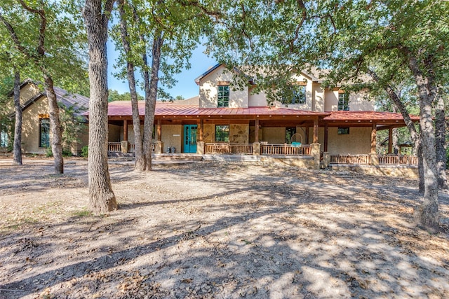 view of front facade with covered porch