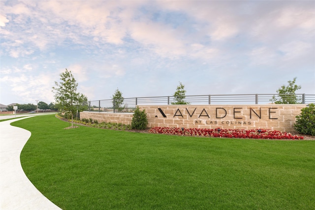 view of community / neighborhood sign