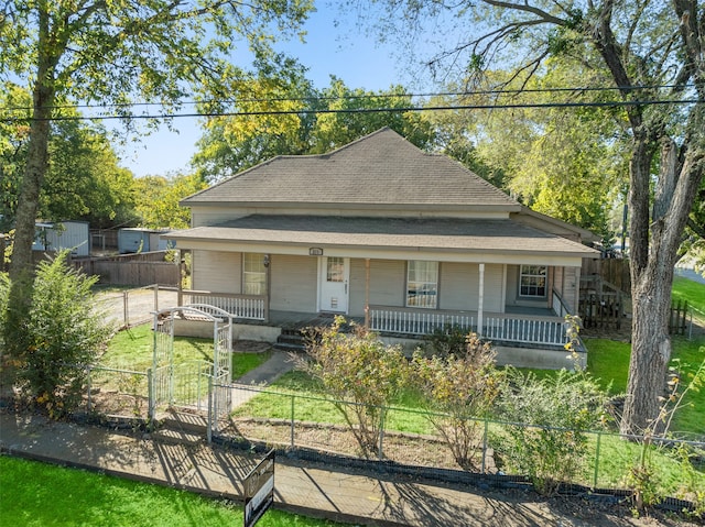 view of front of home with covered porch