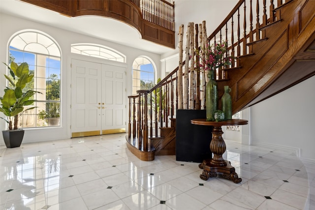 foyer featuring a wealth of natural light