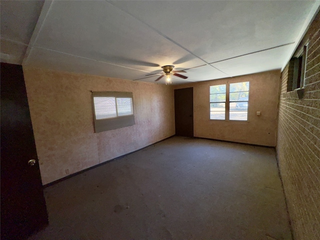 spare room featuring ceiling fan