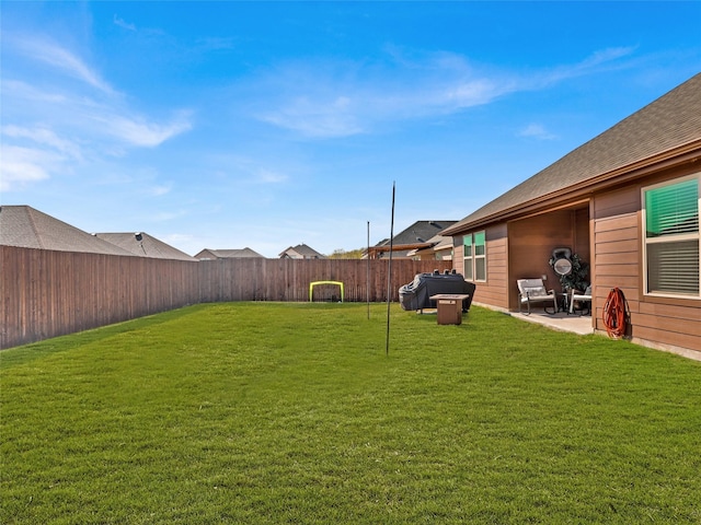 view of yard with a patio area