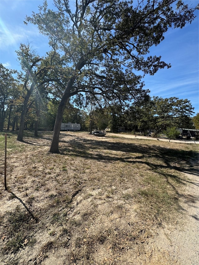 Listing photo 2 for TBA Misti Ln, Hawk Cove TX 75474