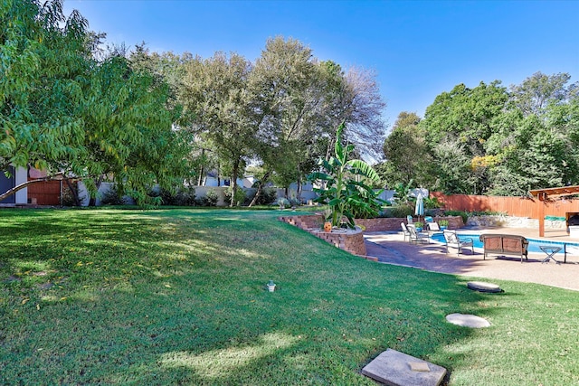 view of yard with a patio