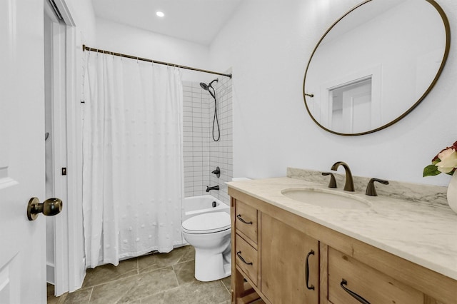 827 Kiowa Dr W, Gainesville, TX 76240 - bathroom featuring vanity and shower / bath combo with shower curtain