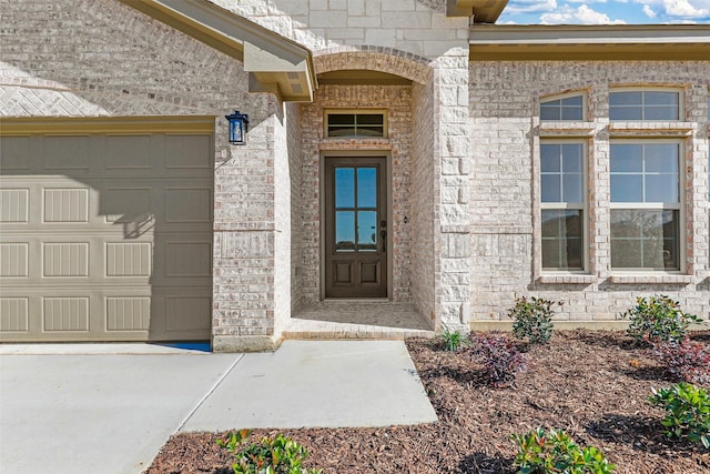 property entrance featuring a garage