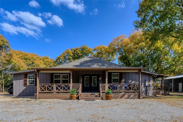 view of front of house featuring covered porch