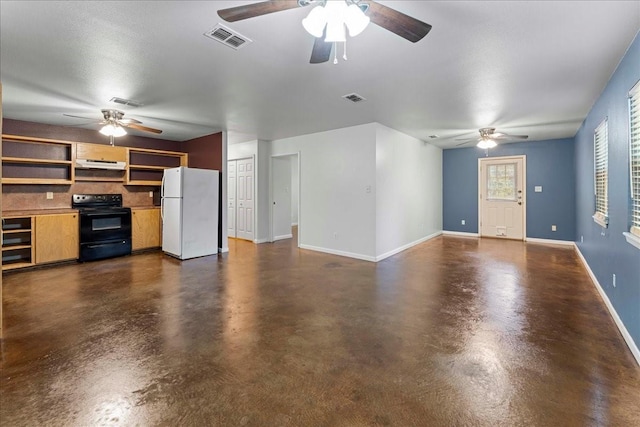 unfurnished living room featuring a ceiling fan, baseboards, visible vents, and concrete flooring