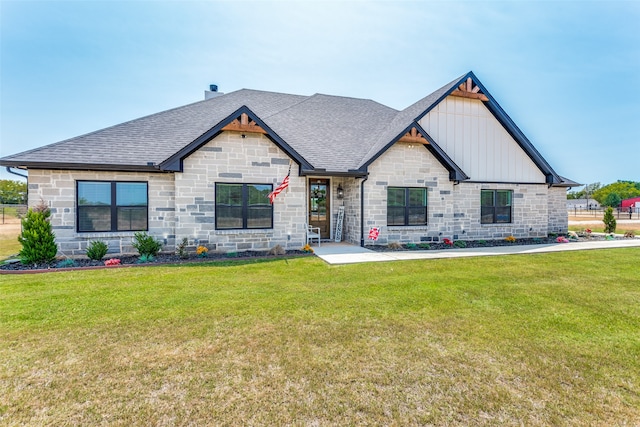 view of front of house with a front lawn