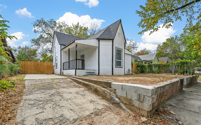 exterior space featuring a porch