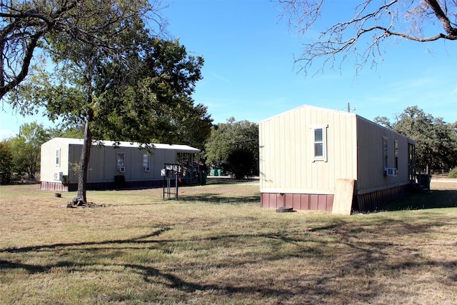 605 E Jacksboro St, Chico, TX 76431 - view of green lawn