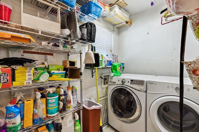washroom with washing machine and dryer