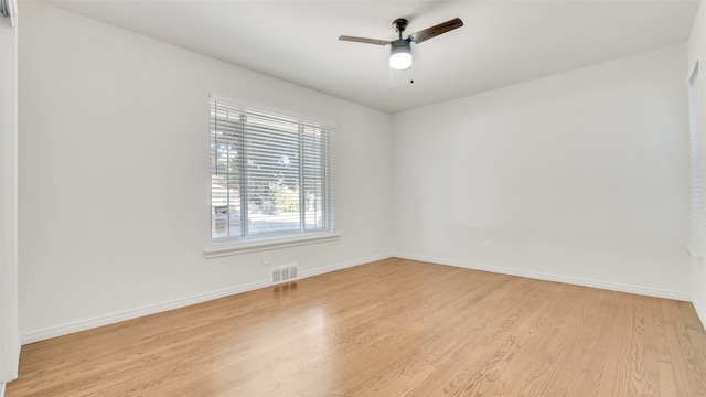 unfurnished room with light hardwood / wood-style floors and ceiling fan