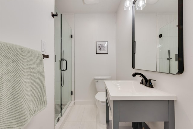 4039 Cole Ave Unit 119, Dallas, TX 75204 - full bath featuring toilet, baseboards, a shower stall, and tile patterned floors