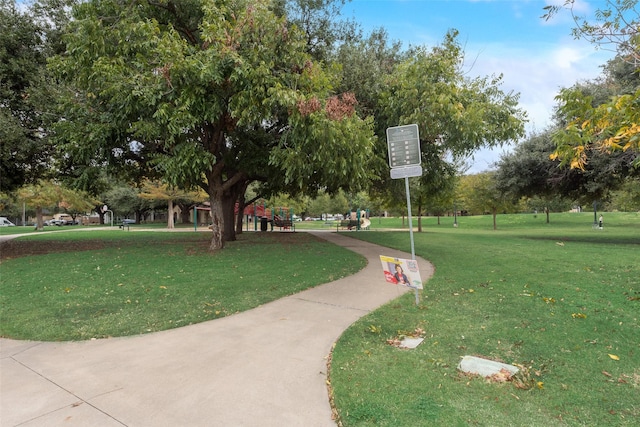 4039 Cole Ave Unit 119, Dallas, TX 75204 - view of community with a yard