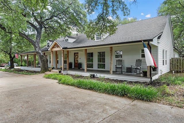 bungalow-style home with covered porch